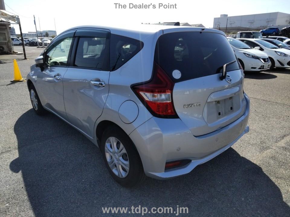 NISSAN NOTE 2018 Image 4