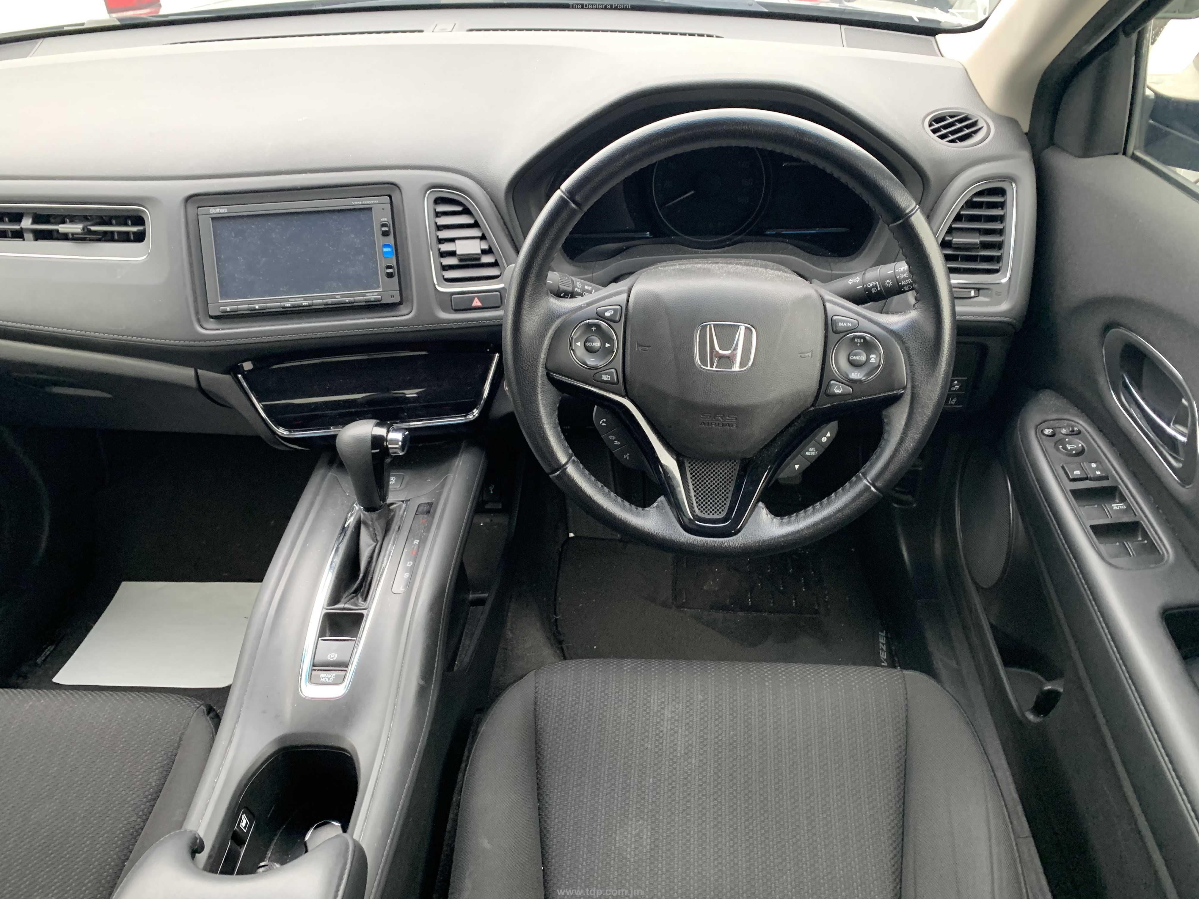 HONDA VEZEL 2017 Image 24