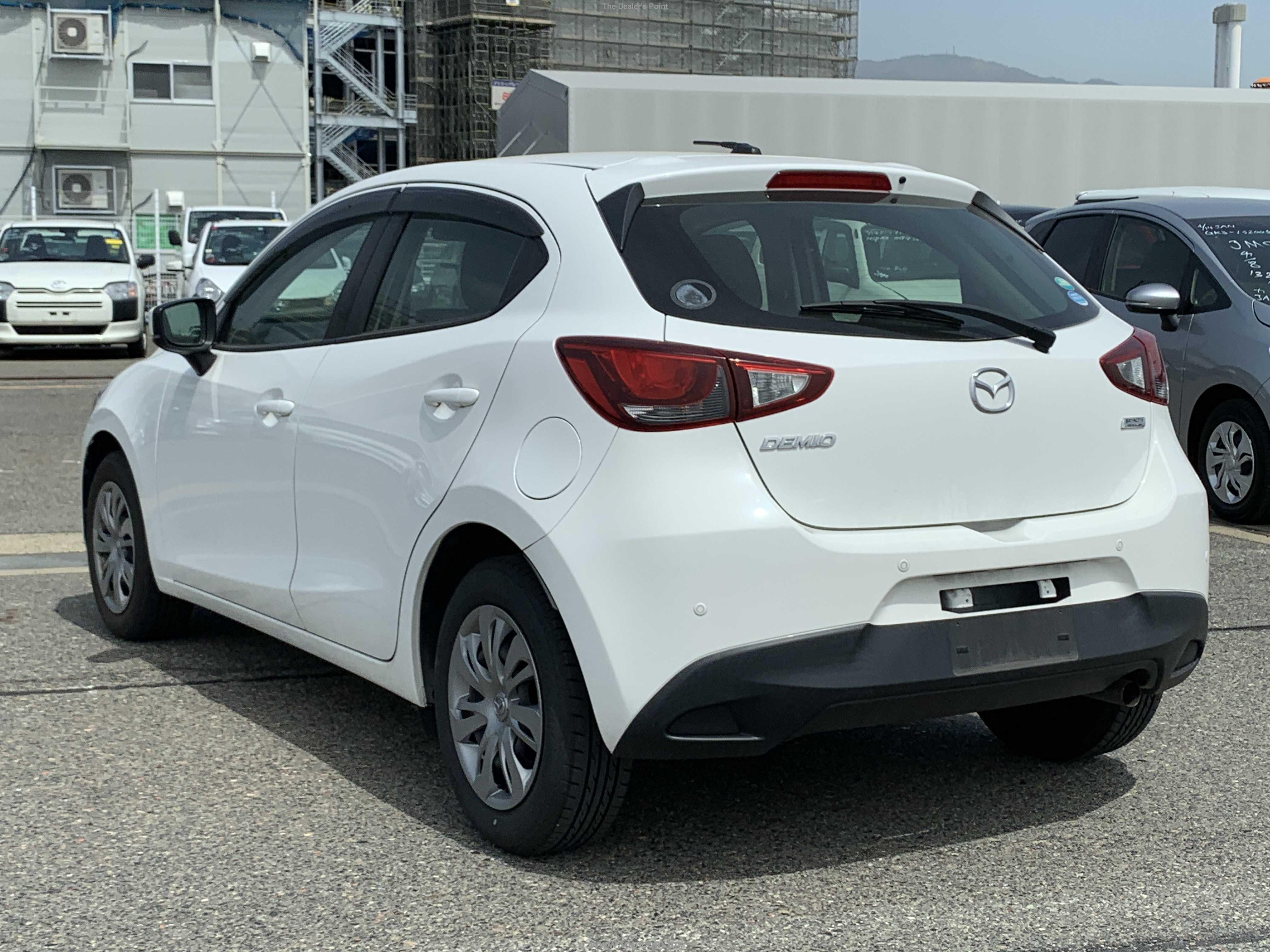 MAZDA DEMIO 2018 Image 26