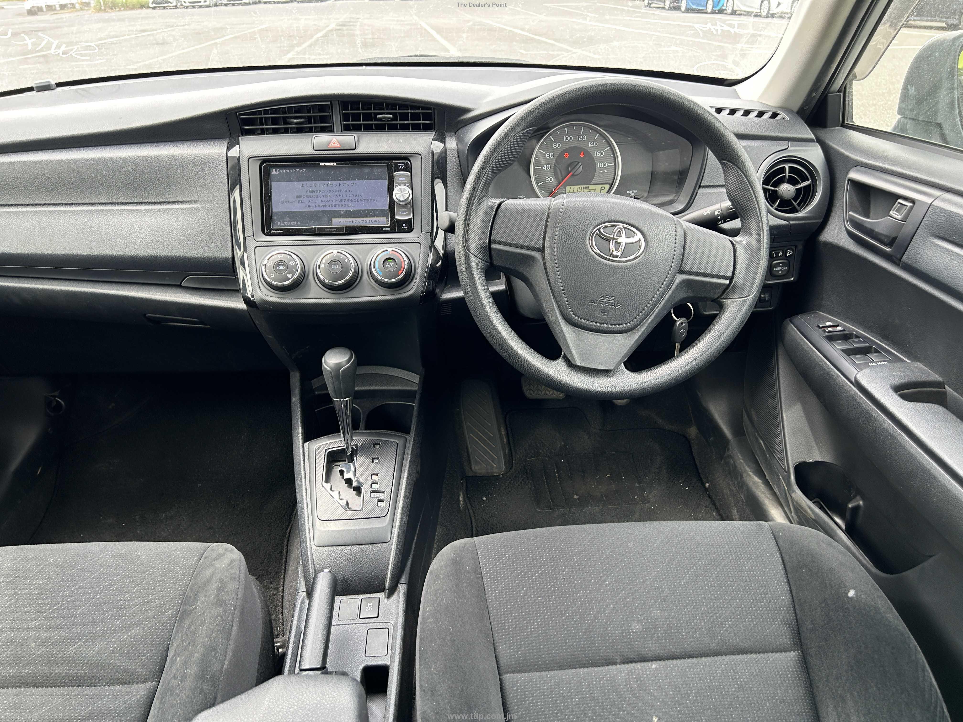 TOYOTA COROLLA AXIO 2018 Image 24