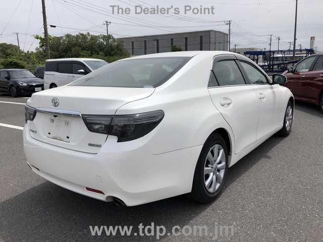 TOYOTA MARK X 2018 Image 22