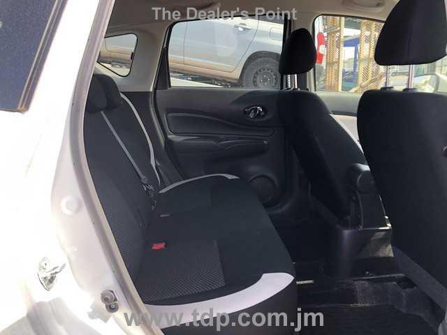 NISSAN NOTE 2017 Image 21