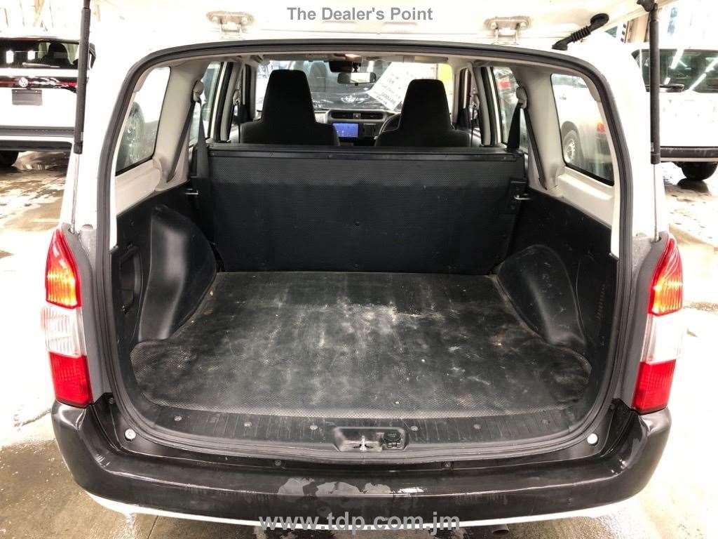 TOYOTA PROBOX 2018 Image 7