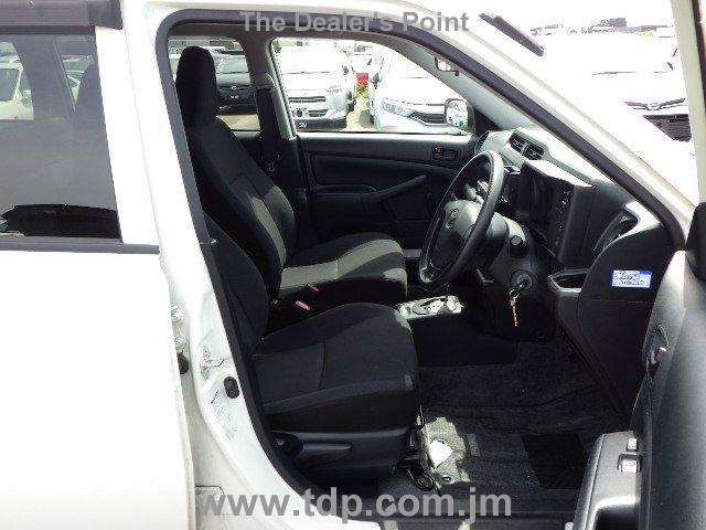 TOYOTA PROBOX 2018 Image 25