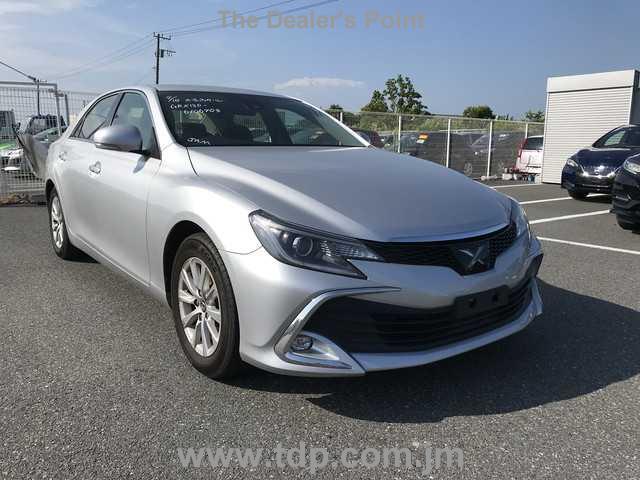 TOYOTA MARK X 2017 Image 3