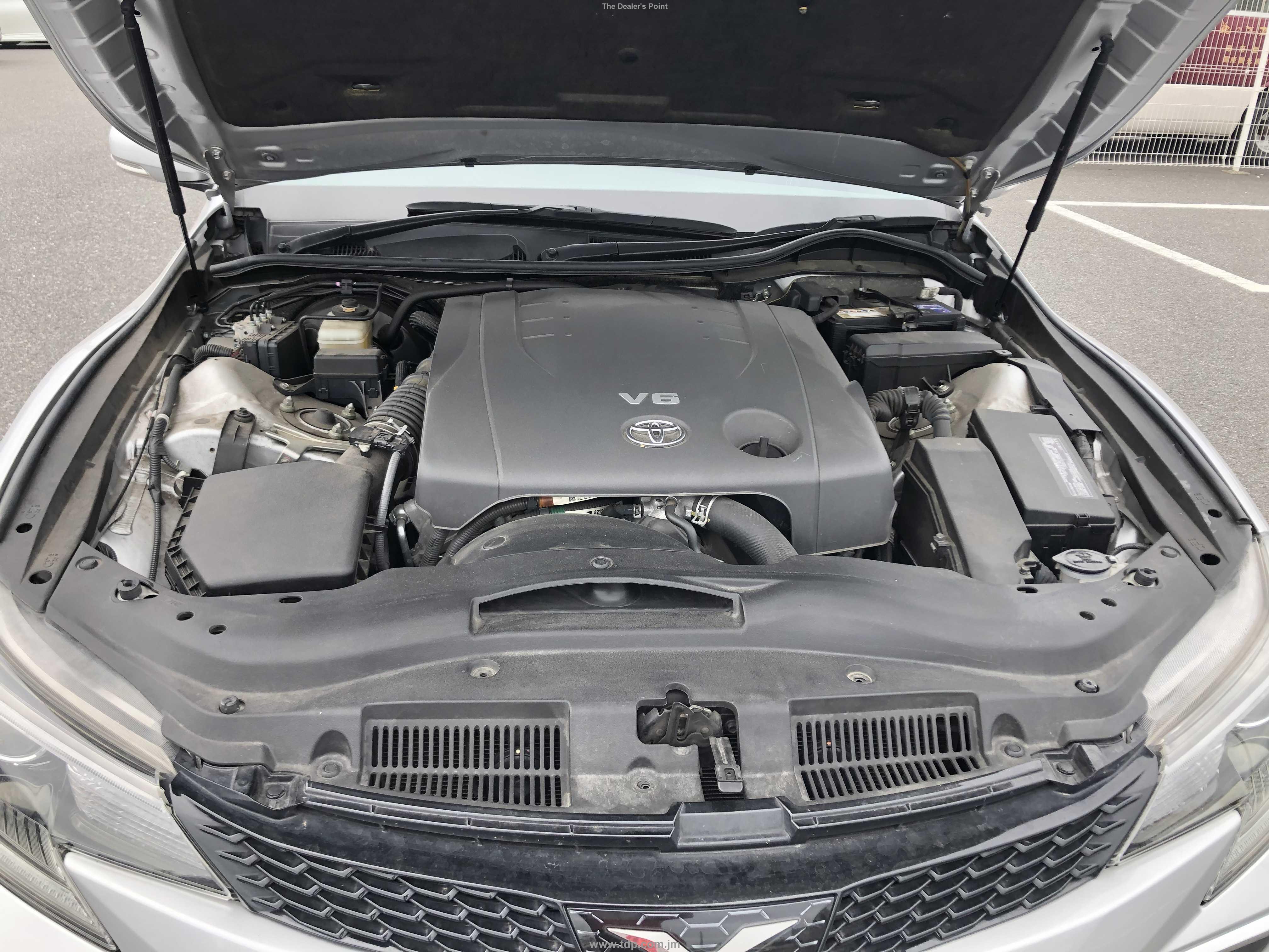 TOYOTA MARK X 2017 Image 23