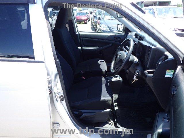 TOYOTA PROBOX 2018 Image 8