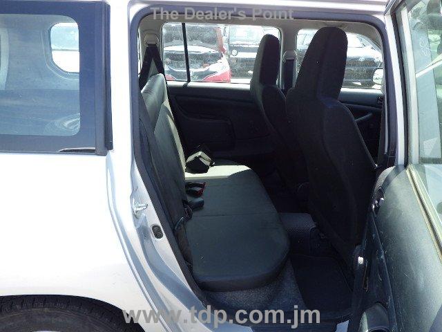 TOYOTA PROBOX 2018 Image 25