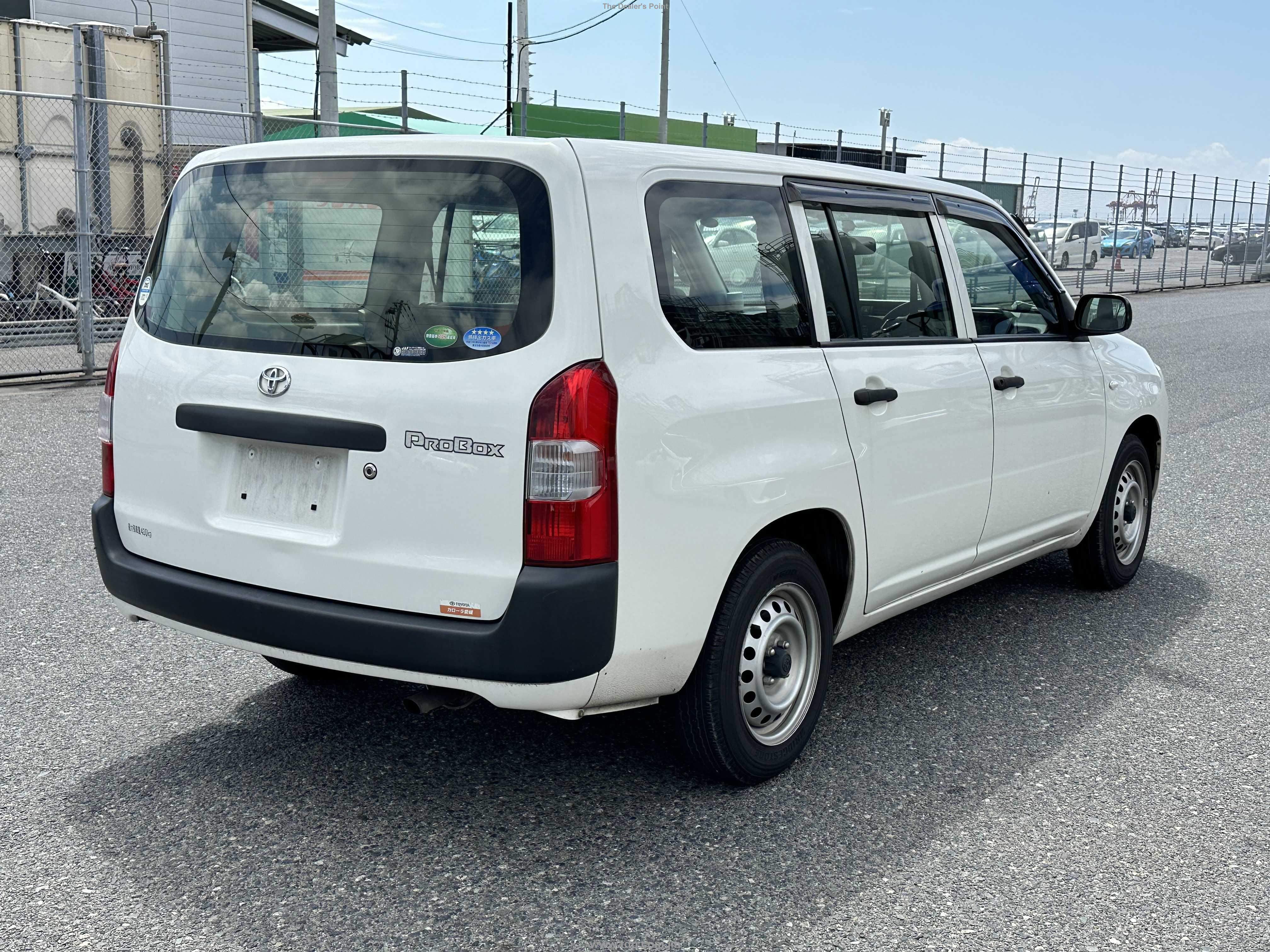 TOYOTA PROBOX 2017 Image 20