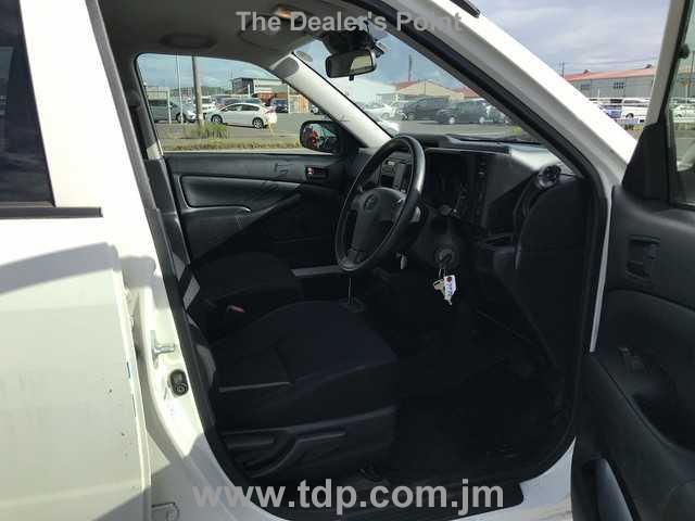 TOYOTA PROBOX 2018 Image 23