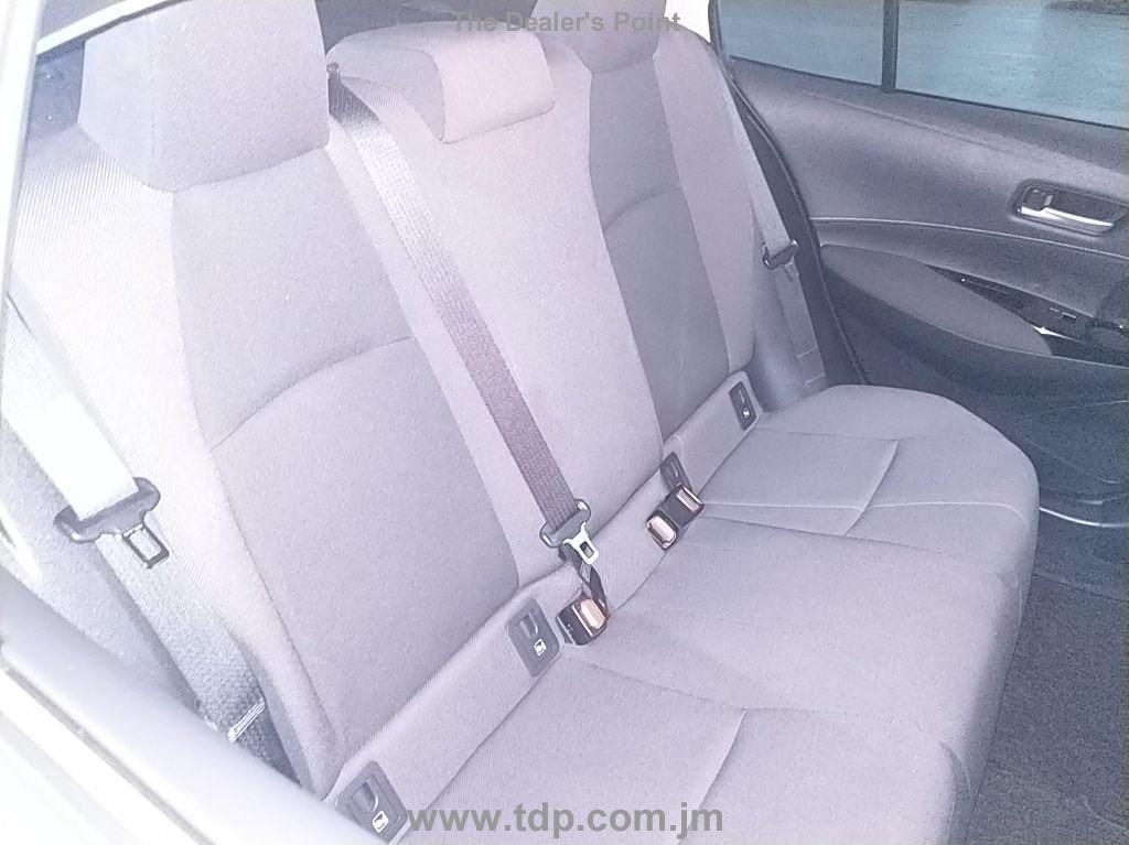 TOYOTA COROLLA 2020 Image 6