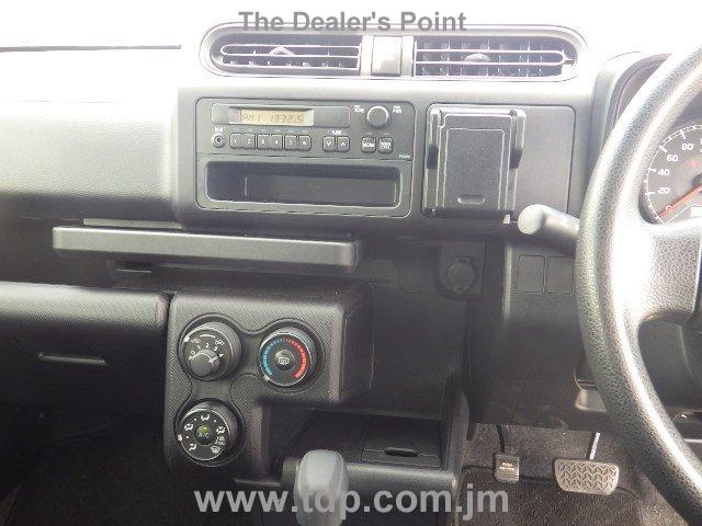 TOYOTA PROBOX 2018 Image 34