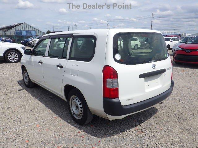 TOYOTA PROBOX 2018 Image 38