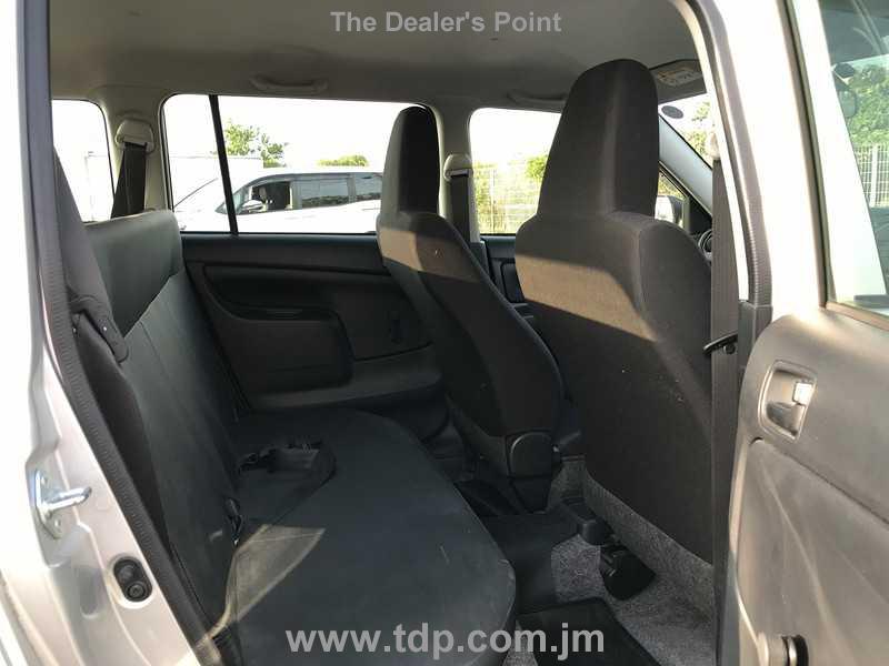 TOYOTA SUCCEED 2019 Image 11