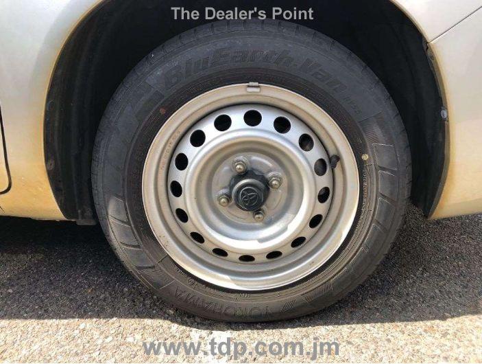 TOYOTA SUCCEED 2019 Image 10