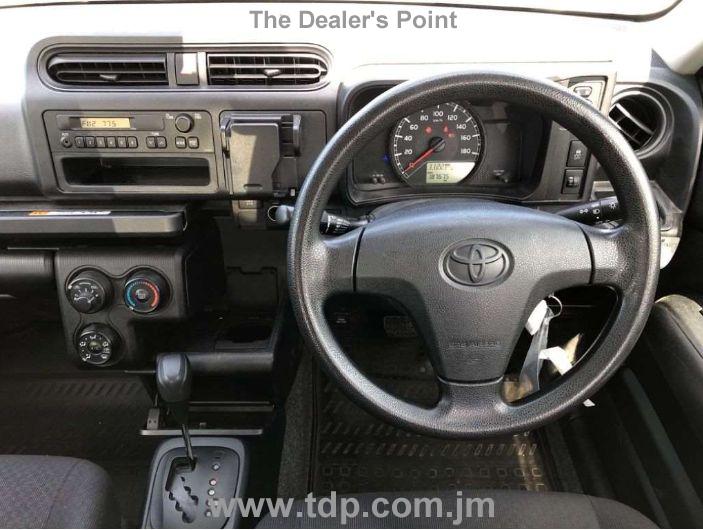 TOYOTA SUCCEED 2019 Image 6
