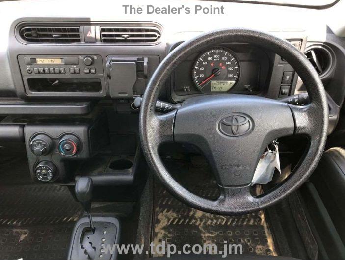TOYOTA SUCCEED 2019 Image 6