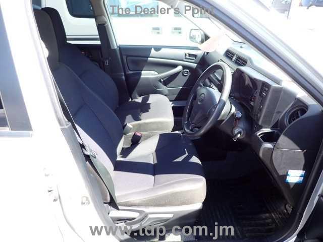 TOYOTA SUCCEED 2018 Image 5
