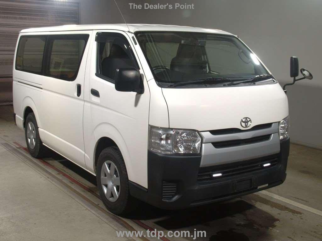 TOYOTA REGIUSACE 2017 Image 3