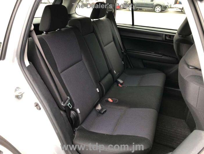 TOYOTA COROLLA FIELDER 2018 Image 7