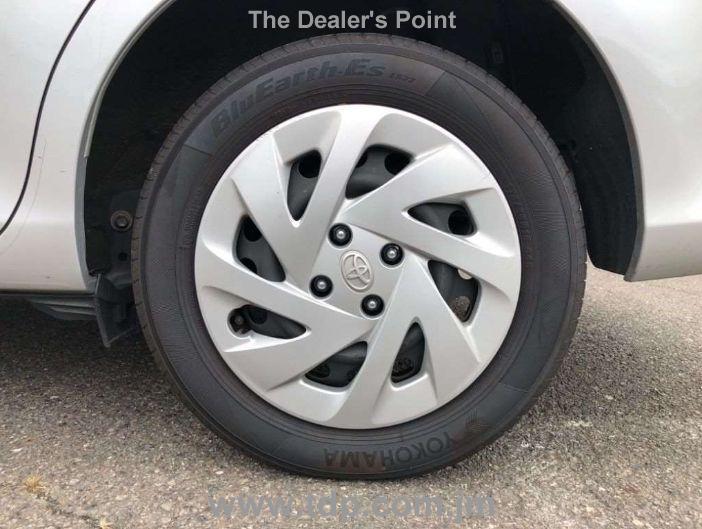 TOYOTA COROLLA FIELDER 2018 Image 10