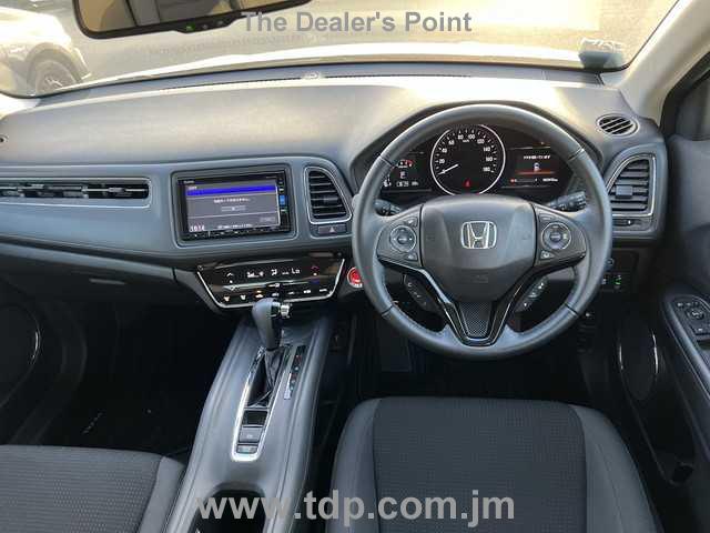 HONDA VEZEL 2018 Image 24