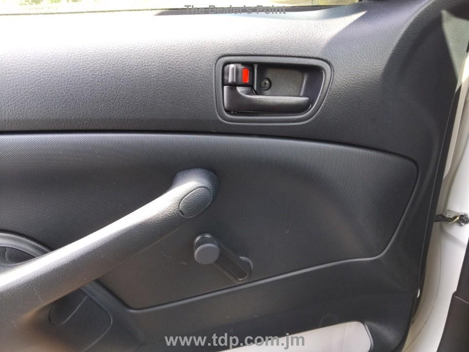 TOYOTA PROBOX 2018 Image 11