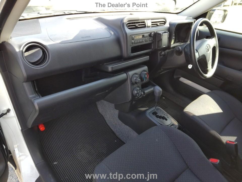 TOYOTA PROBOX 2018 Image 20