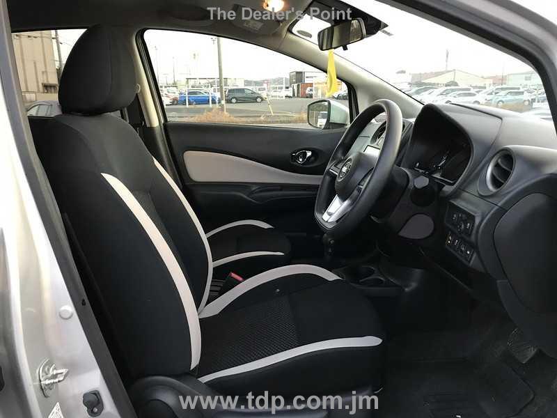 NISSAN NOTE 2020 Image 11