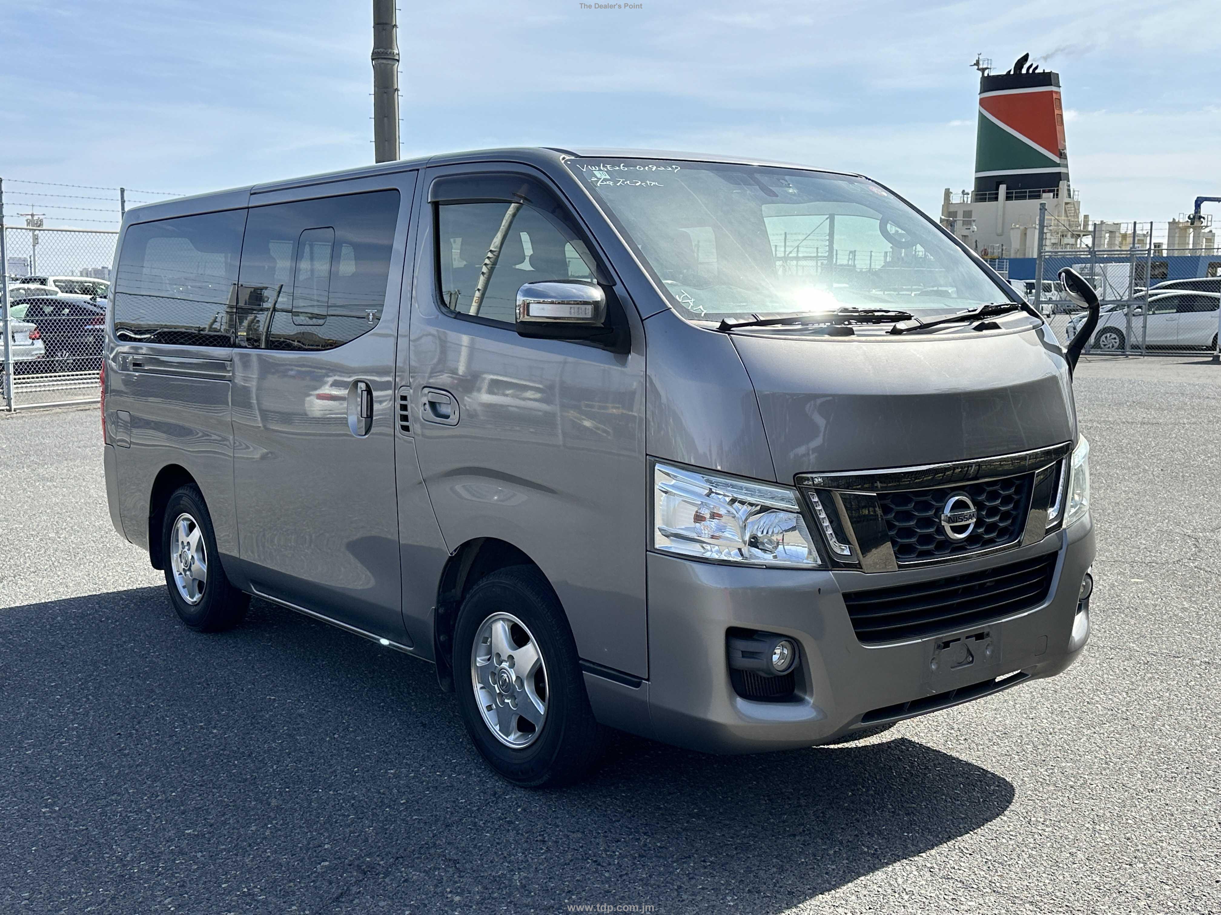 NISSAN NV350 CARAVAN 2016 Image 11