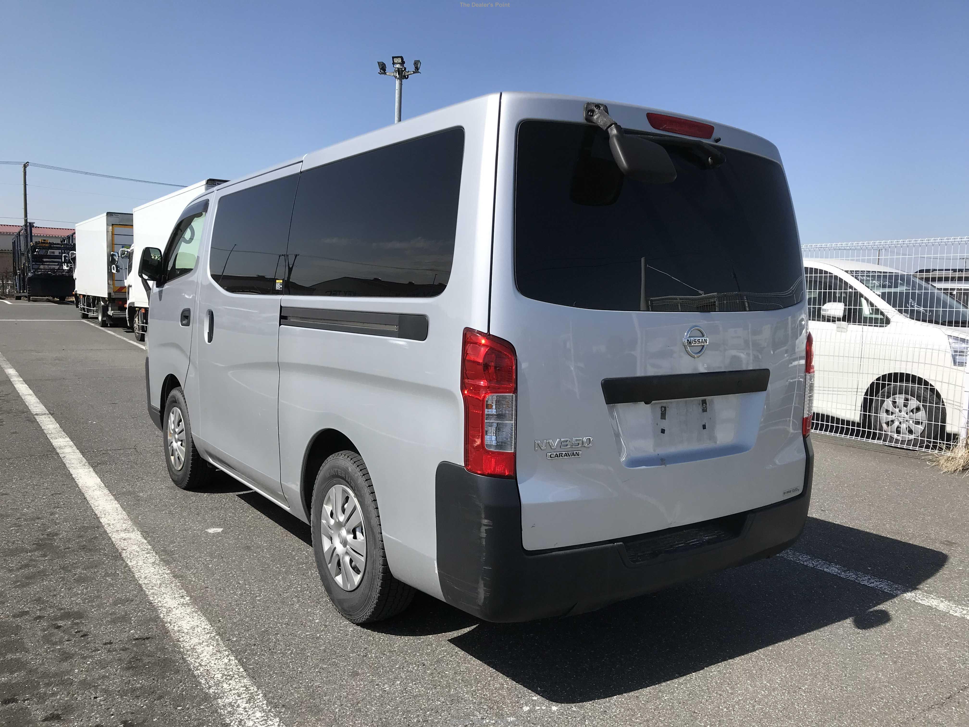 NISSAN NV350 CARAVAN 2017 Image 4