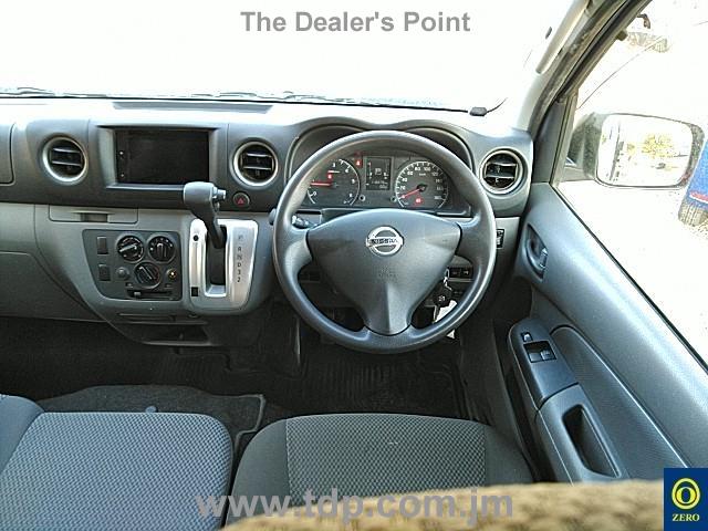 NISSAN NV350 CARAVAN 2016 Image 5