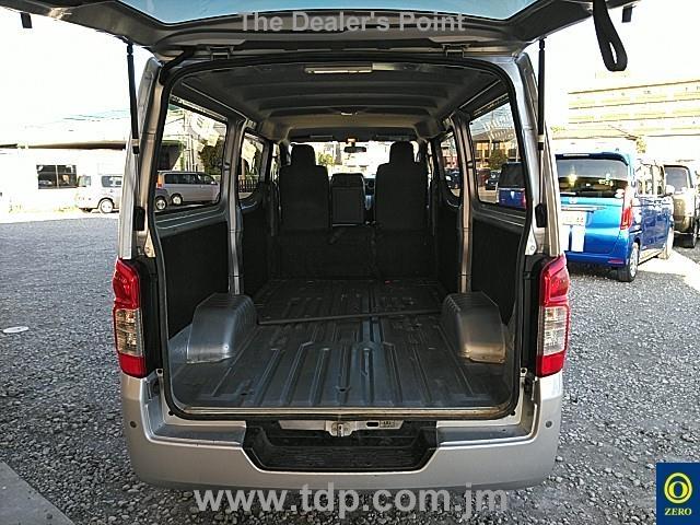 NISSAN NV350 CARAVAN 2016 Image 9