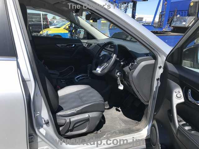 NISSAN X-TRAIL 2019 Image 23