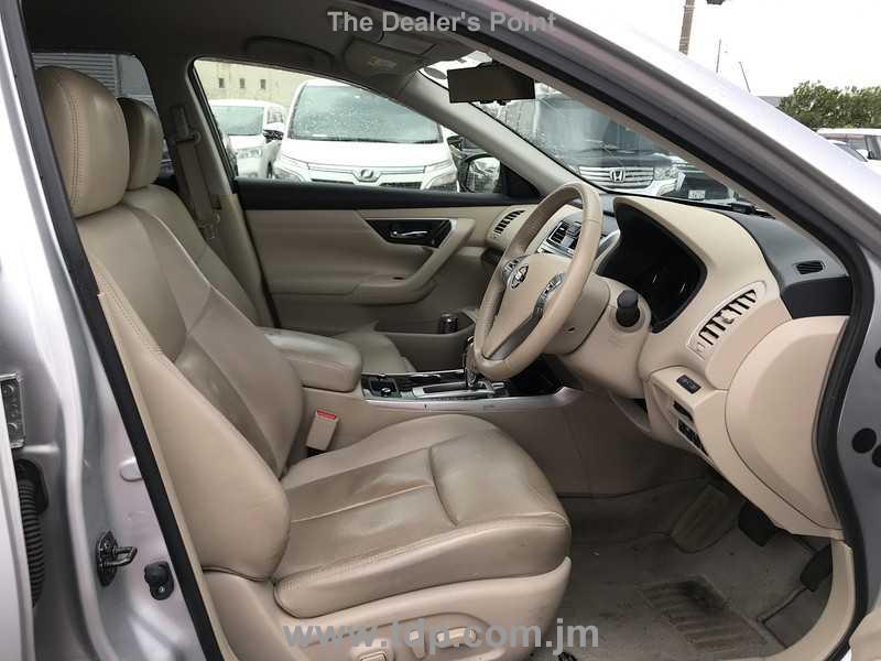 NISSAN TEANA 2019 Image 12