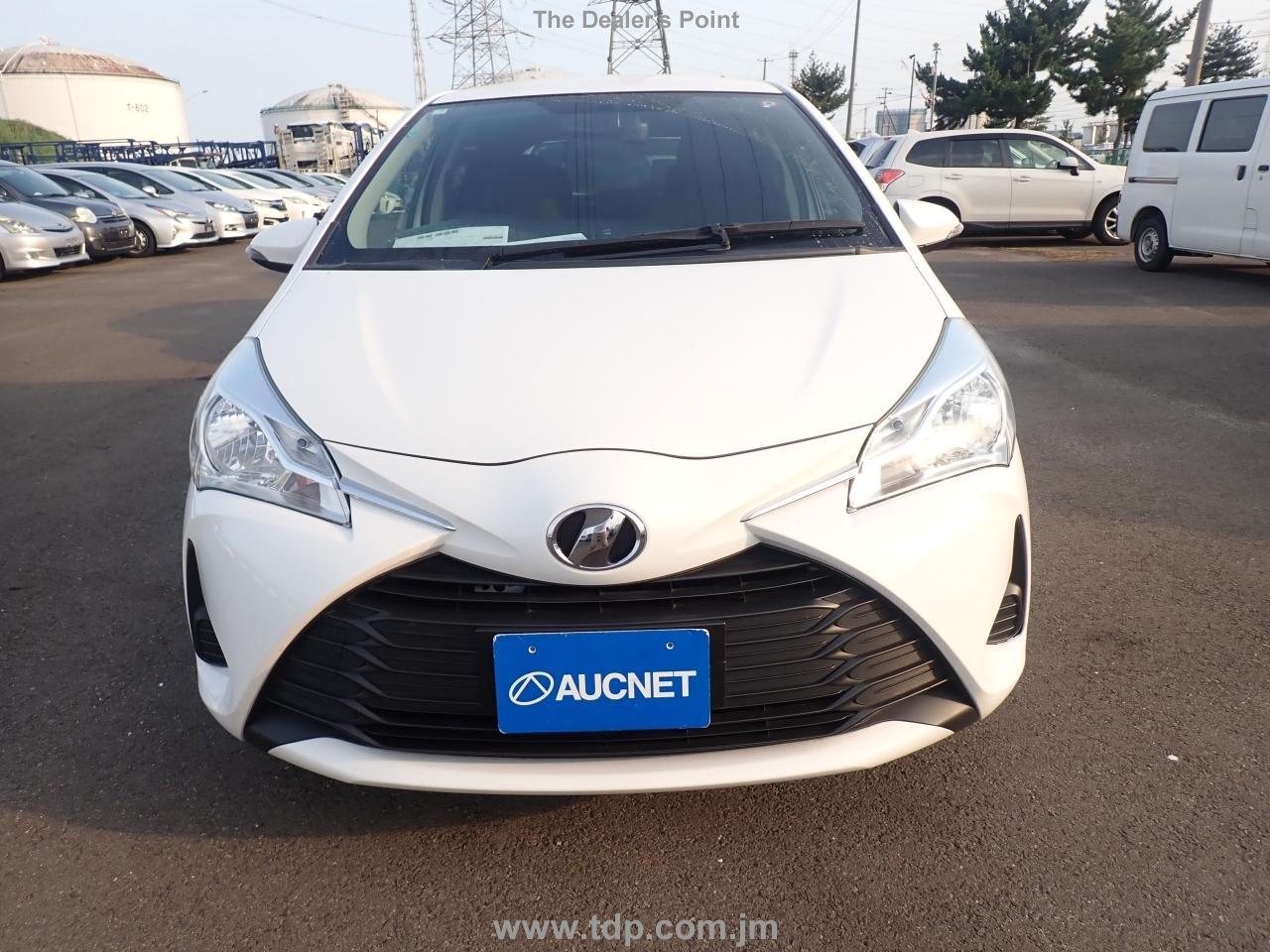 TOYOTA VITZ 2019 Image 4