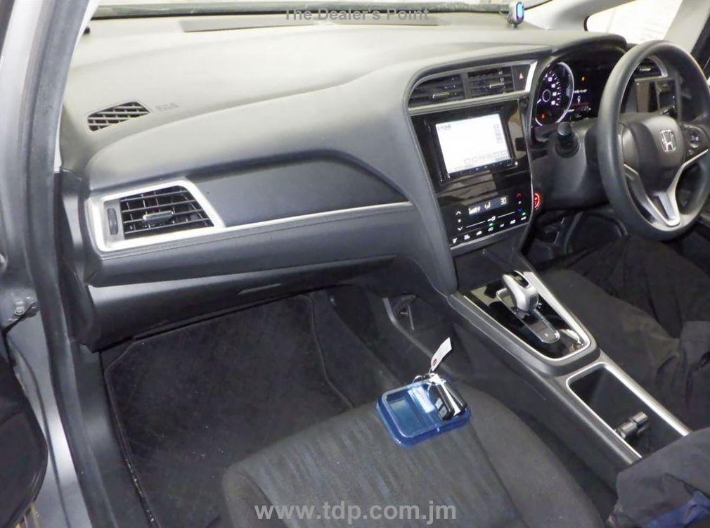 HONDA SHUTTLE 2019 Image 19