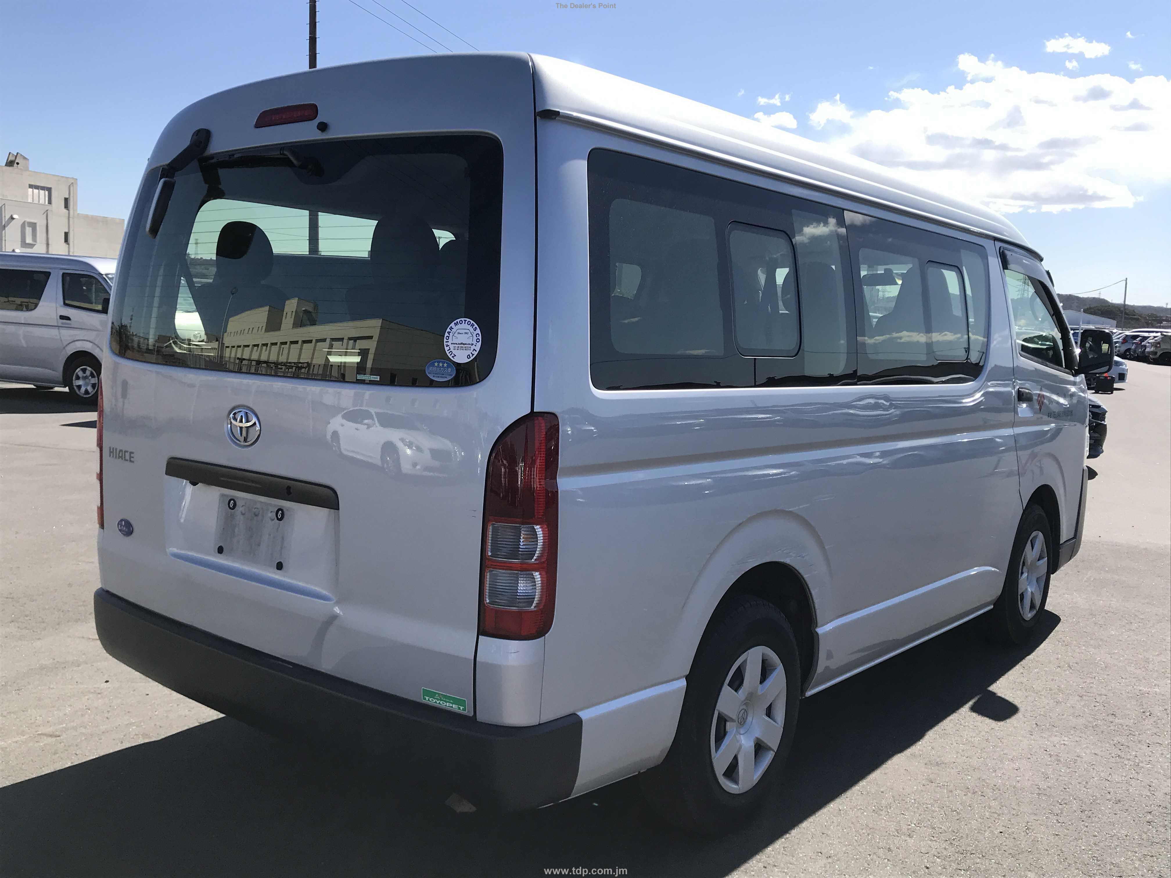 TOYOTA HIACE WAGON 2016 Image 9